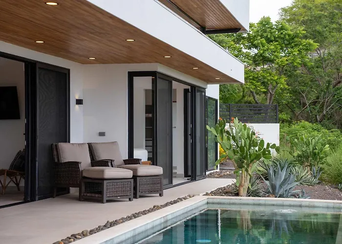 Holiday home Mountainside With Modern Design Sweeping Ocean Views & Private Swimming Pool *