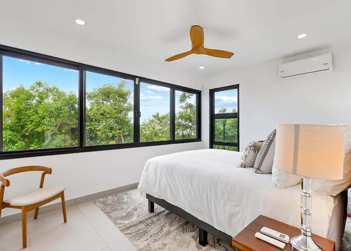 Mountainside With Modern Design Sweeping Ocean Views & Private Swimming Pool Holiday home