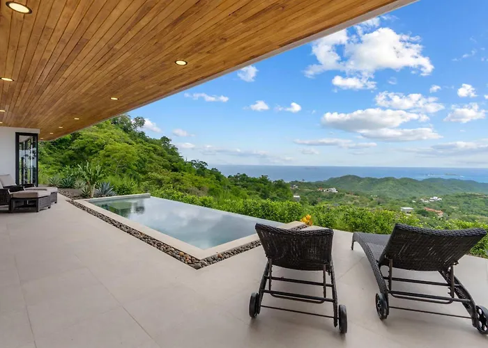 Mountainside With Modern Design Sweeping Ocean Views & Private Swimming Pool Holiday home *