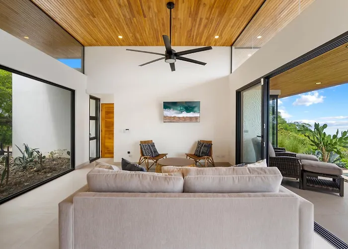 Holiday home Mountainside With Modern Design Sweeping Ocean Views & Private Swimming Pool Potrero (Guanacaste)